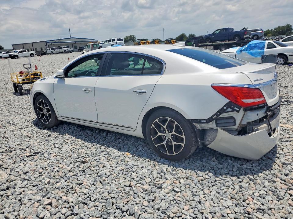 62070286 :رقم المزاد ، 1G4G45G35GF244455 vin ، 2016 Buick Lacrosse مزاد بيع