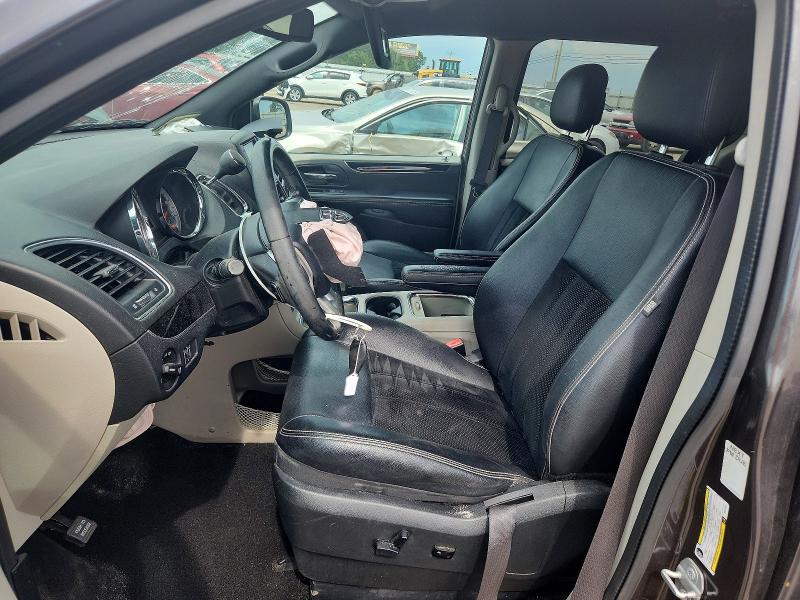 60225616 :رقم المزاد ، 2C4RDGCG6JR327622 vin ، 2018 Dodge Grand Caravan مزاد بيع