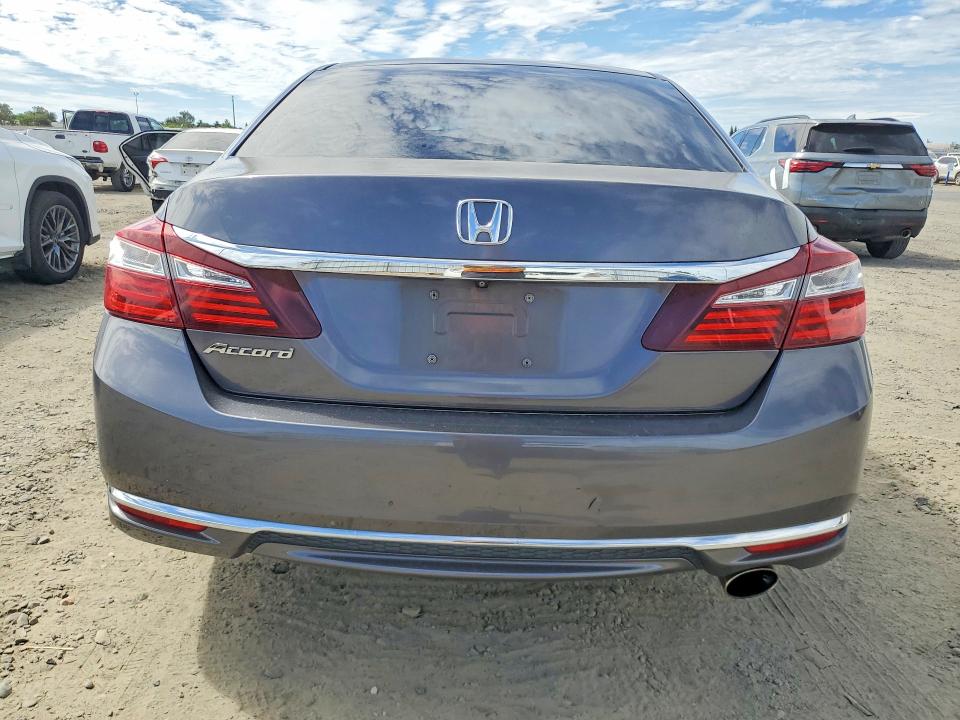 2017 Honda Accord მანქანა იყიდება აუქციონზე, vin: 1HGCR2F30HA036777, აუქციონის ნომერი: 61762276