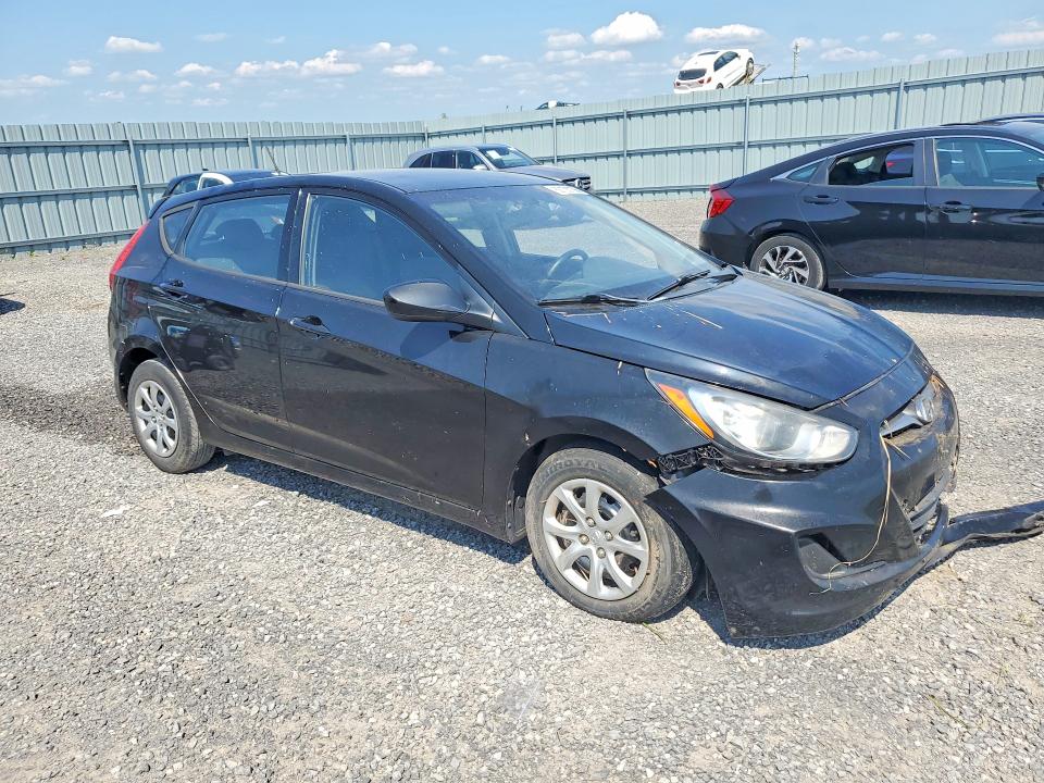 2013 Hyundai Accent მანქანა იყიდება აუქციონზე, vin: KMHCT5AE3DU101362, აუქციონის ნომერი: 60135756