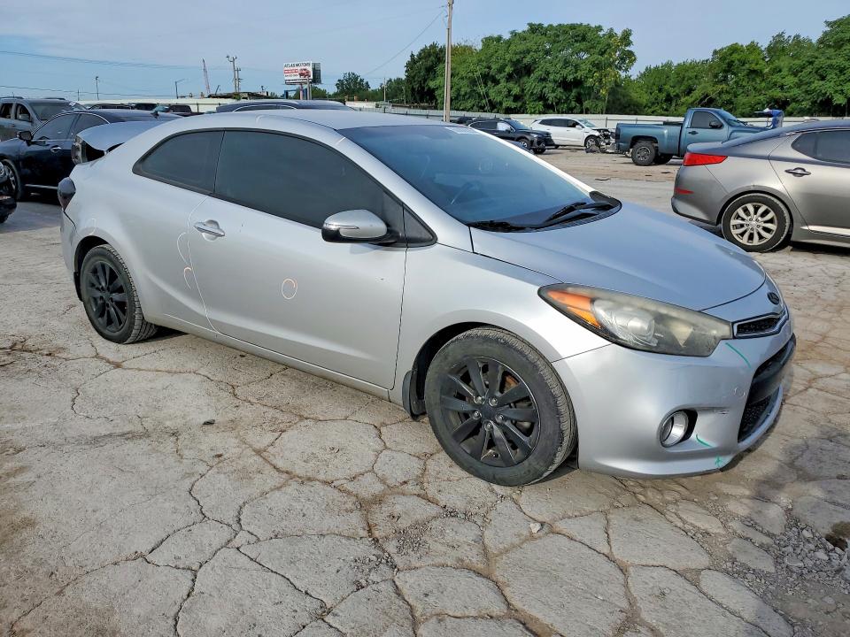 60996826 :رقم المزاد ، KNAFX6A89F5371308 vin ، 2015 Kia Forte مزاد بيع