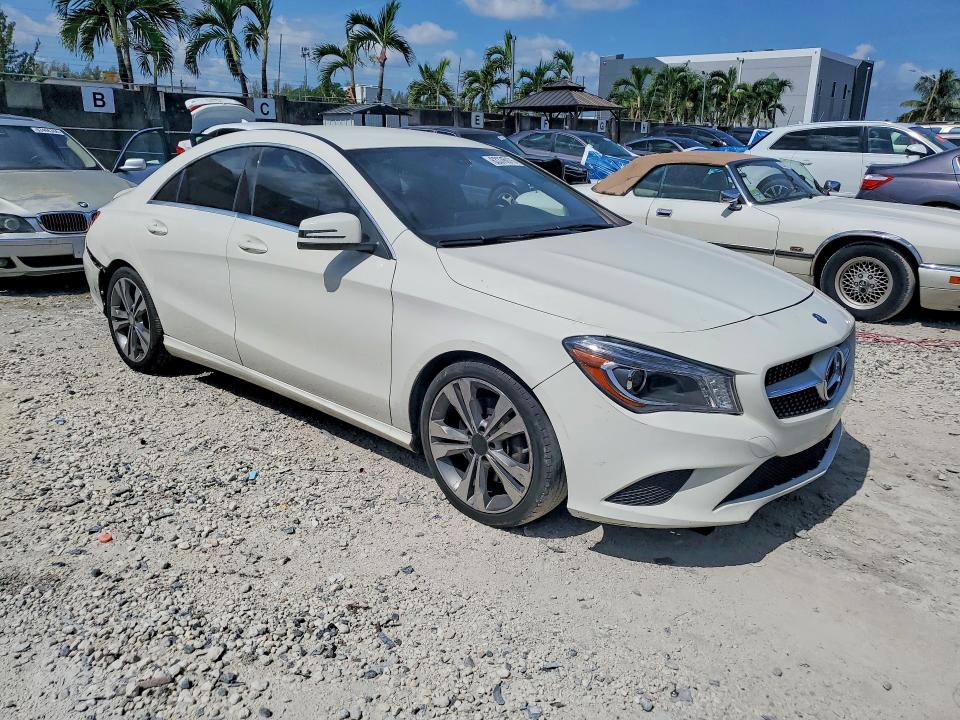 2014 Mercedes-benz Cla მანქანა იყიდება აუქციონზე, vin: WDDSJ4EB9EN049821, აუქციონის ნომერი: 63376976