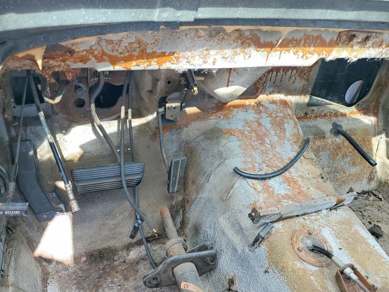 60477646 :رقم المزاد ، 1Z37J5S423691 vin ، 1975 Chevrolet Corvette مزاد بيع