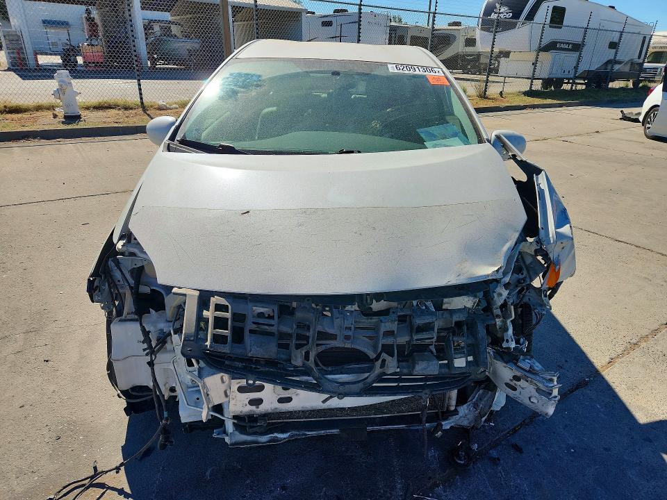 62091306 :رقم المزاد ، JTDKN3DU3B1394910 vin ، 2011 Toyota Prius مزاد بيع