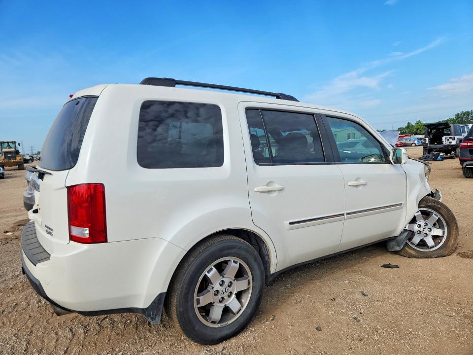 61689596 :رقم المزاد ، 5FNYF4H94BB018050 vin ، 2011 Honda Pilot مزاد بيع