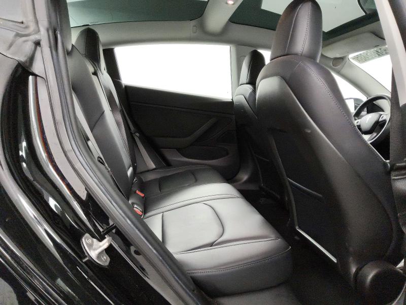 Продажа на аукционе авто 2018 Tesla Model 3, vin: 5YJ3E1EA8JF013863, номер лота: 58786286