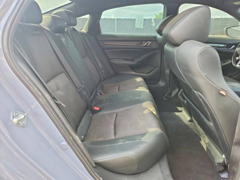 Продажа на аукционе авто 2022 Honda Accord, vin: 1HGCV1F34NA034564, номер лота: 61673926