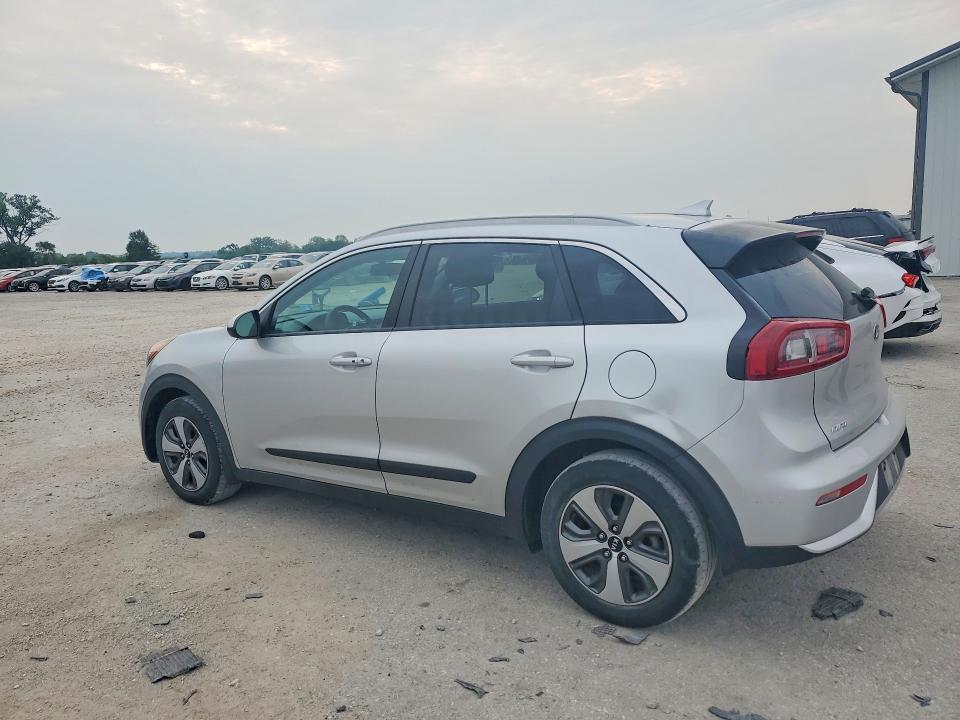 61766616 :رقم المزاد ، KNDCB3LC2H5079992 vin ، 2017 Kia Niro مزاد بيع