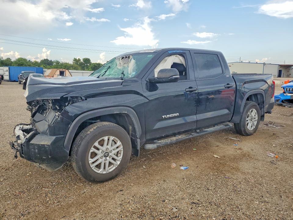 Auction sale of the 2026 Toyota Tundra, vin: 5TFLA5DB9TX383645, lot number: 60310306