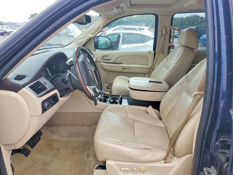 Продаж на аукціоні авто 2008 Cadillac Escalade, vin: 1GYFK63818R152380, номер лоту: 60179496