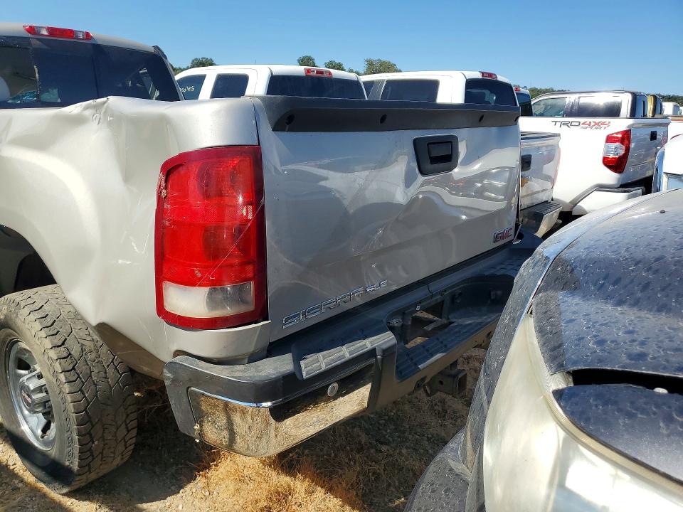61151036 :رقم المزاد ، 1GTHK89689E142180 vin ، 2009 Gmc Sierra مزاد بيع