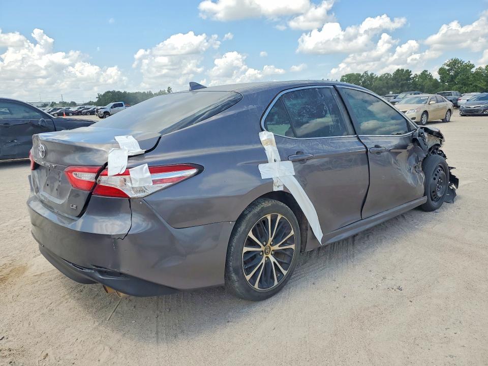 59955096 :رقم المزاد ، 4T1G11AK8LU306499 vin ، 2020 Toyota Camry مزاد بيع