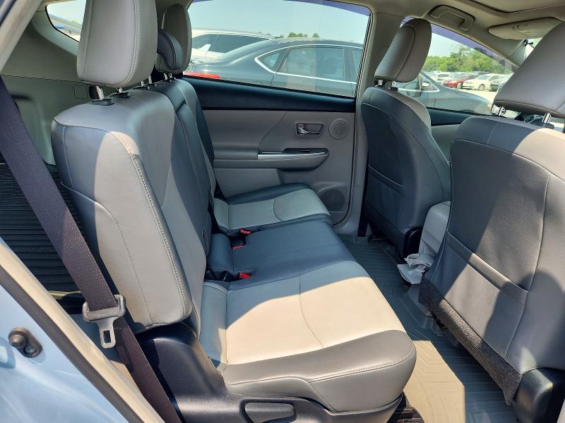 Продажа на аукционе авто 2015 Toyota Prius V, vin: JTDZN3EUXFJ029305, номер лота: 62359166
