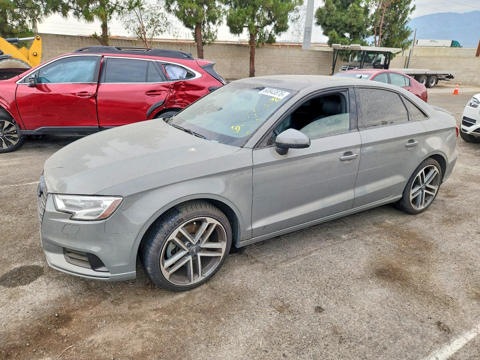 Продаж на аукціоні авто 2020 Audi A3, vin: WAUAUGFF7LA002496, номер лоту: 60843876