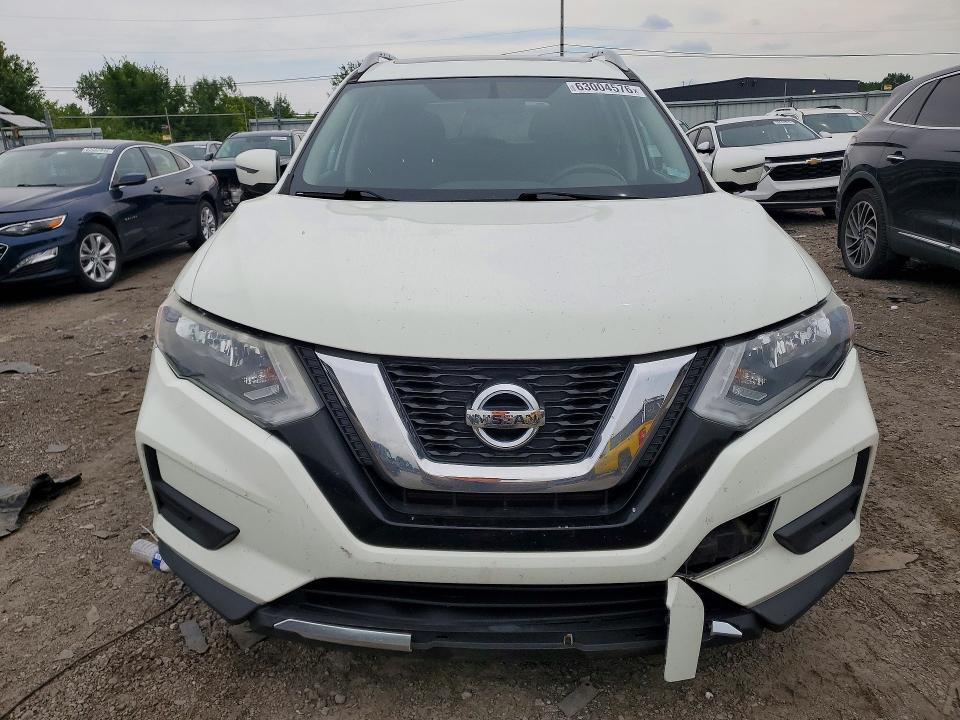 63004576 :رقم المزاد ، 5N1AT2MV7HC768481 vin ، 2017 Nissan Rogue مزاد بيع