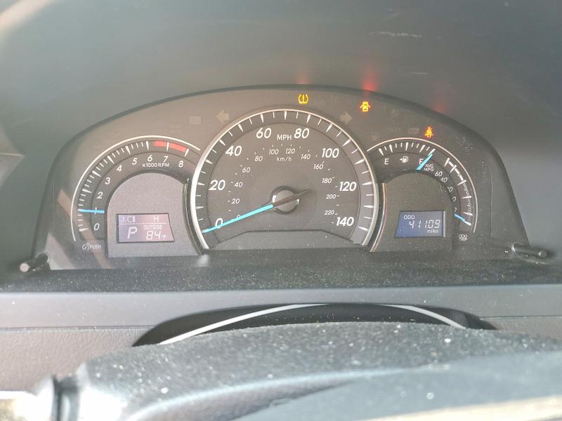 62823896 :رقم المزاد ، 4T1BF1FK6EU364456 vin ، 2014 Toyota Camry مزاد بيع