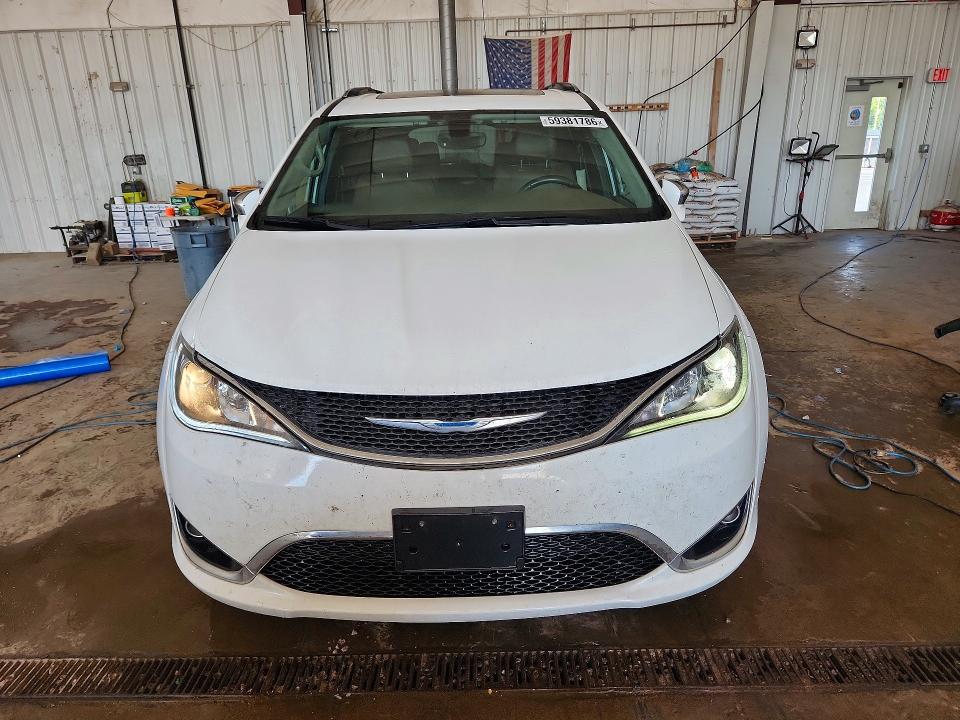 2018 Chrysler Pacifica მანქანა იყიდება აუქციონზე, vin: 2C4RC1GG6JR121002, აუქციონის ნომერი: 59381786