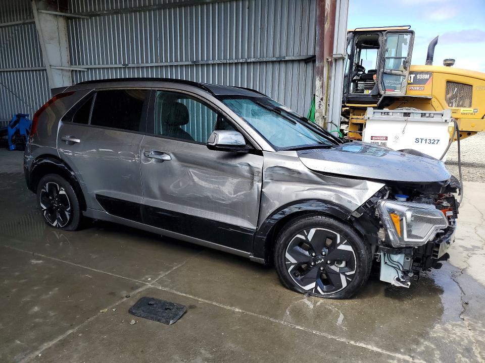 2023 Kia Niro მანქანა იყიდება აუქციონზე, vin: KNDCR3L19P5045847, აუქციონის ნომერი: 59902986