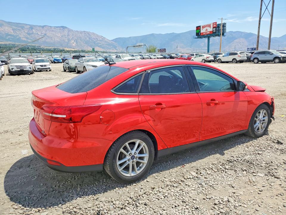 Продаж на аукціоні авто 2015 Ford Focus, vin: 1FADP3F22FL281139, номер лоту: 61939776