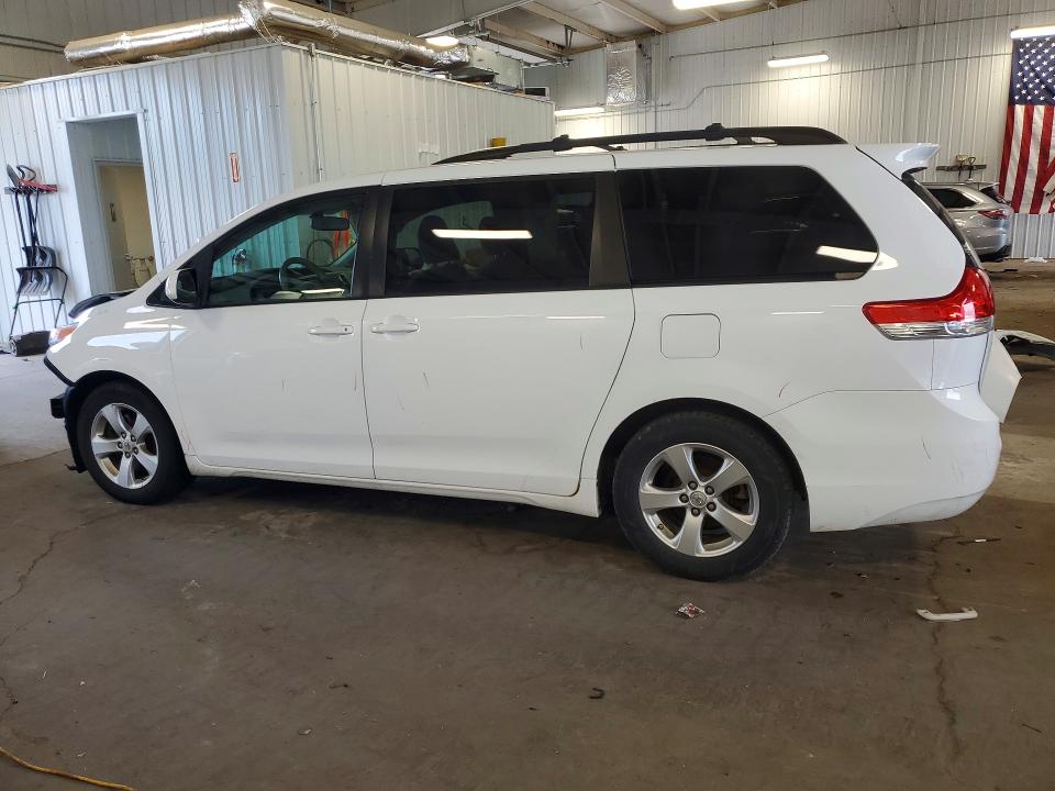Продажа на аукционе авто 2013 Toyota Sienna, vin: 5TDKK3DC2DS382642, номер лота: 58879496