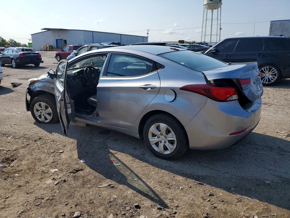 Продажа на аукционе авто 2016 Hyundai Elantra, vin: 5NPDH4AE3GH752123, номер лота: 62803896