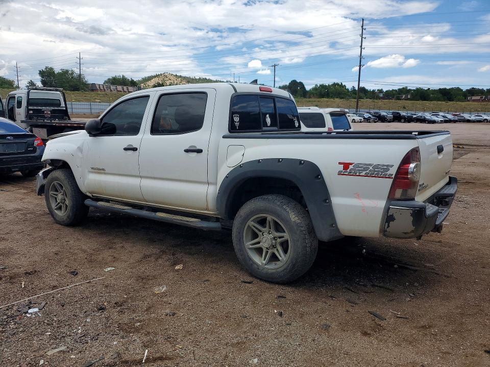 Продажа на аукционе авто 2014 Toyota Tacoma, vin: 3TMLU4ENXEM162817, номер лота: 62516366