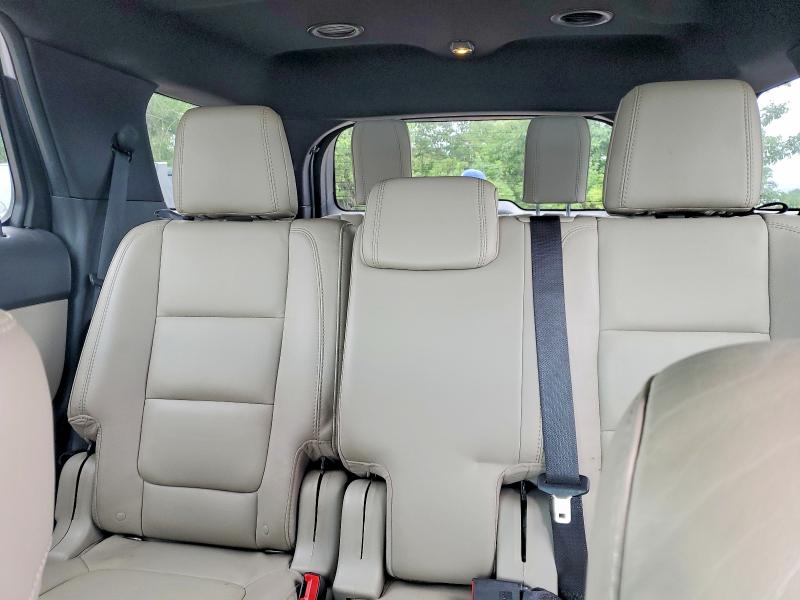 58118736 :رقم المزاد ، 1FM5K8D89FGA50812 vin ، 2015 Ford Explorer مزاد بيع