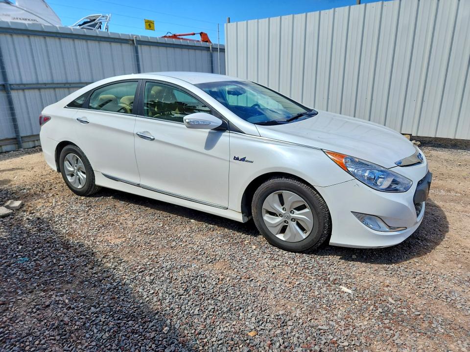 61446756 :رقم المزاد ، KMHEC4A43EA114531 vin ، 2014 Hyundai Sonata مزاد بيع