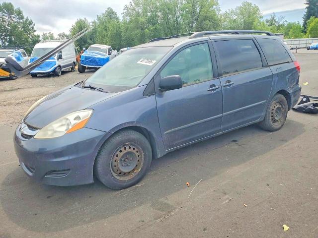 Продажа на аукционе авто 2010 Toyota Sienna, vin: 5TDKK4CC9AS305950, номер лота: 60701806