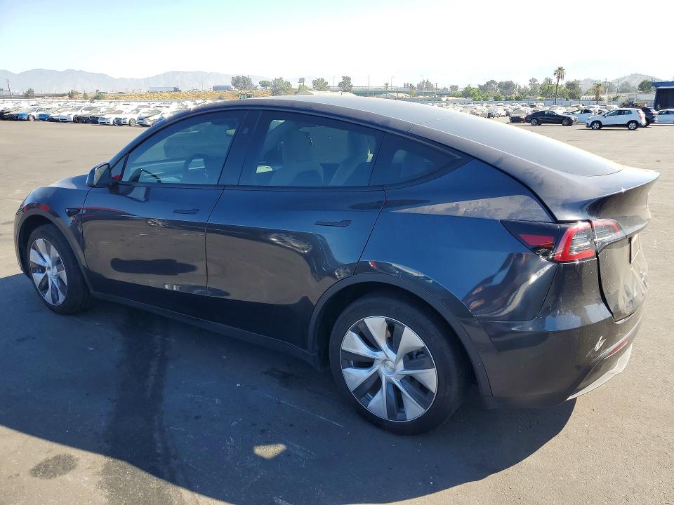 60527076 :رقم المزاد ، 7SAYGDED8RF037008 vin ، 2024 Tesla Model Y مزاد بيع