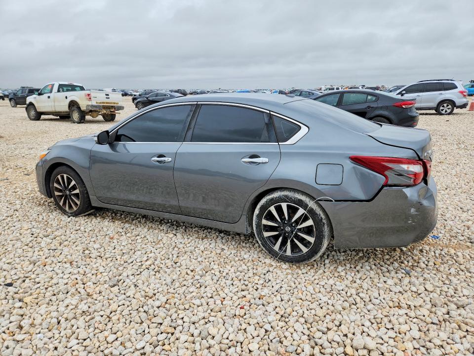 Продажа на аукционе авто 2018 Nissan Altima, vin: 1N4AL3AP4JC180727, номер лота: 61287576