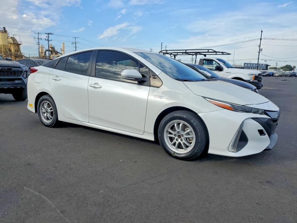 Продаж на аукціоні авто 2022 Toyota Prius Prime, vin: JTDKAMFP6N3212148, номер лоту: 59743136