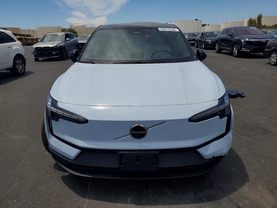 2025 Volvo Ex30 მანქანა იყიდება აუქციონზე, vin: YV4EK3ZL4S2604783, აუქციონის ნომერი: 59676536