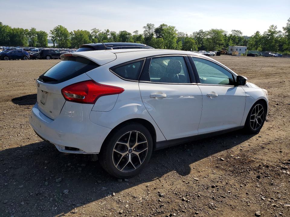 Продажа на аукционе авто 2017 Ford Focus, vin: 1FADP3M23HL207654, номер лота: 61528116