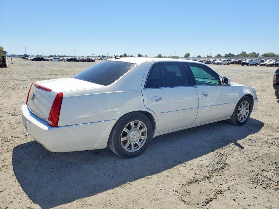 62908796 :رقم المزاد ، 1G6KD57Y58U211160 vin ، 2008 Cadillac Dts مزاد بيع