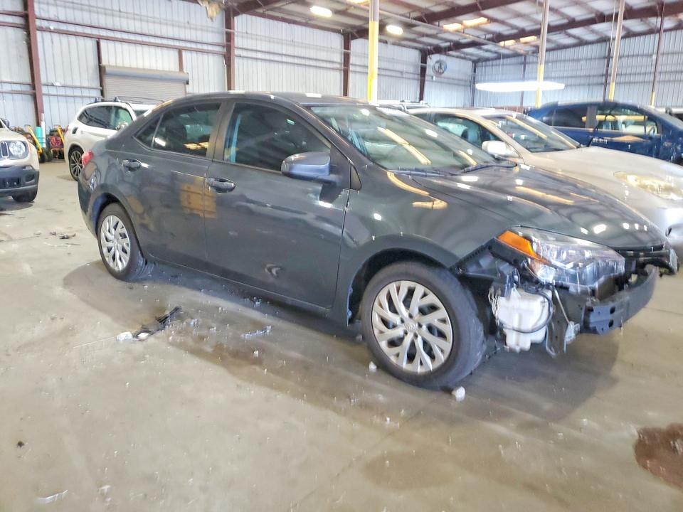 59292936 :رقم المزاد ، 5YFBURHE2JP753327 vin ، 2018 Toyota Corolla مزاد بيع