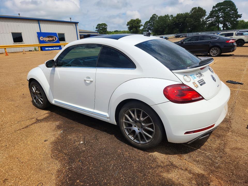 Продажа на аукционе авто 2018 Volkswagen Beetle, vin: 3VWJD7AT4JM710556, номер лота: 59984766