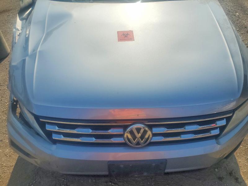 61377296 :رقم المزاد ، 3VV2B7AX4MM122775 vin ، 2021 Volkswagen Tiguan مزاد بيع