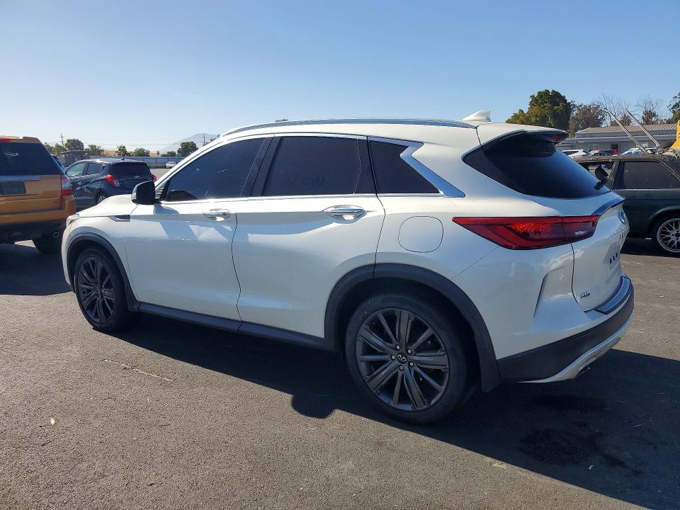 61307076 :رقم المزاد ، 3PCAJ5M38LF108956 vin ، 2020 Infiniti Qx50 مزاد بيع