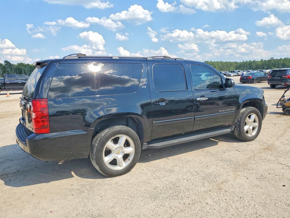 2007 Chevrolet Suburban მანქანა იყიდება აუქციონზე, vin: 3GNFK163X7G303926, აუქციონის ნომერი: 60025516