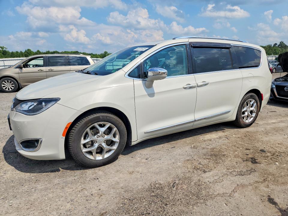 Продаж на аукціоні авто 2017 Chrysler Pacifica, vin: 2C4RC1GG6HR553857, номер лоту: 60306626
