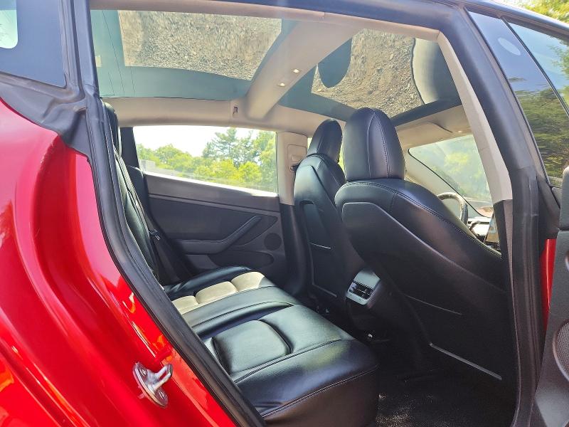 60953616 :رقم المزاد ، 5YJ3E1EA5NF187783 vin ، 2022 Tesla Model 3 مزاد بيع