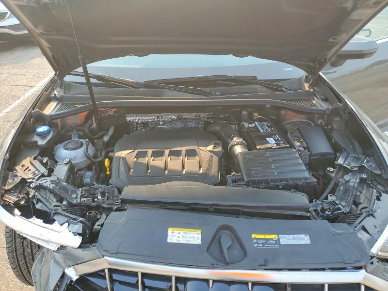 62312736 :رقم المزاد ، WA1EECF35P1117145 vin ، 2023 Audi Q3 مزاد بيع