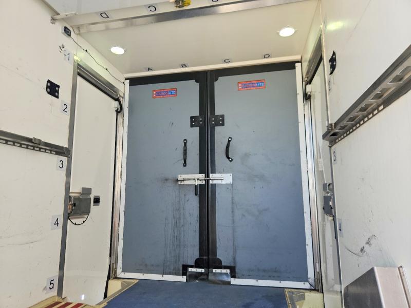 60672886 :رقم المزاد ، 1FDWE3FK4PDD00838 vin ، 2023 Ford E350 مزاد بيع