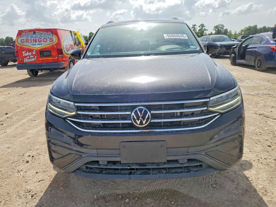 Продаж на аукціоні авто 2022 Volkswagen Tiguan, vin: 3VV1B7AX2NM014006, номер лоту: 60860646