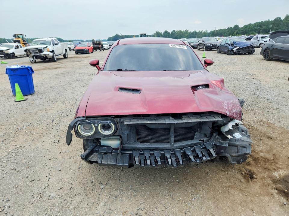 62679006 :رقم المزاد ، 2C3CDZBT6JH270669 vin ، 2018 Dodge Challenger مزاد بيع