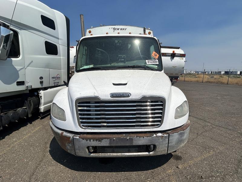 2005 Freightliner M2 მანქანა იყიდება აუქციონზე, vin: 1FVACXCS05HN20603, აუქციონის ნომერი: 61225056