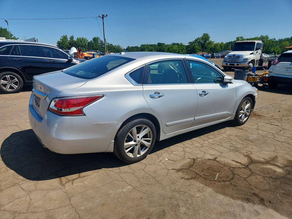 61882276 :رقم المزاد ، 1N4AL3AP4FC152868 vin ، 2015 Nissan Altima مزاد بيع