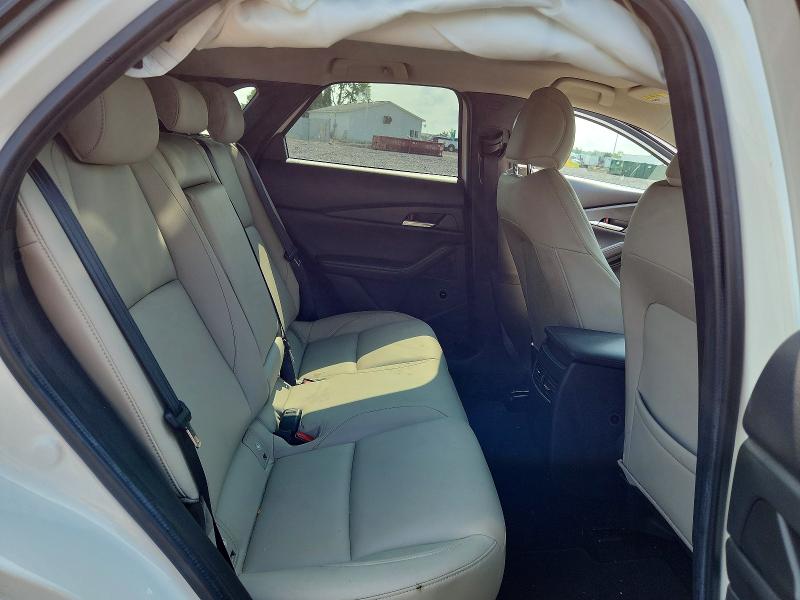 63165836 :رقم المزاد ، 3MVDMBCL5MM316082 vin ، 2021 Mazda Cx-30 مزاد بيع