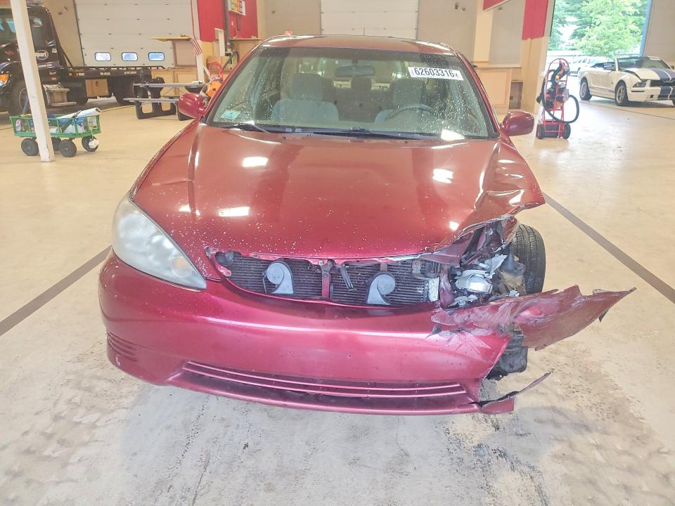 2006 Toyota Camry მანქანა იყიდება აუქციონზე, vin: 4T1BE32K76U114620, აუქციონის ნომერი: 62603316